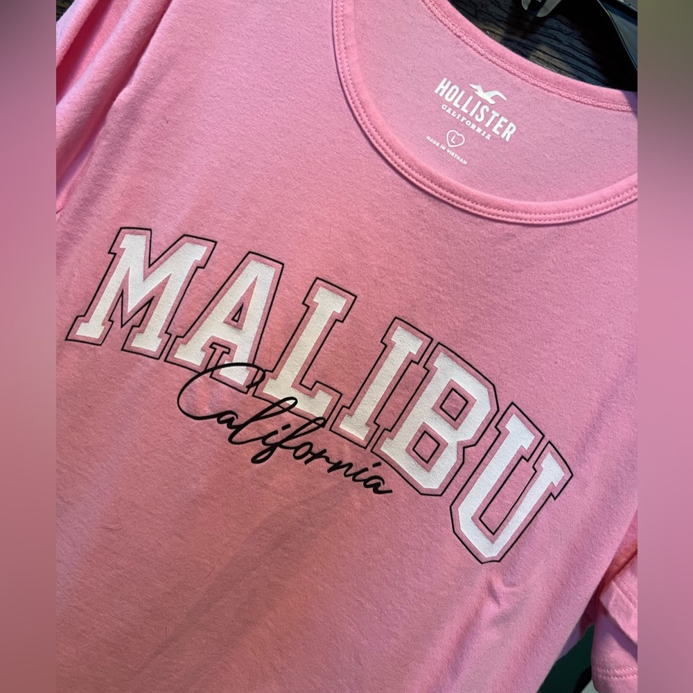 Hollister Soft Pink Crewneck Tee